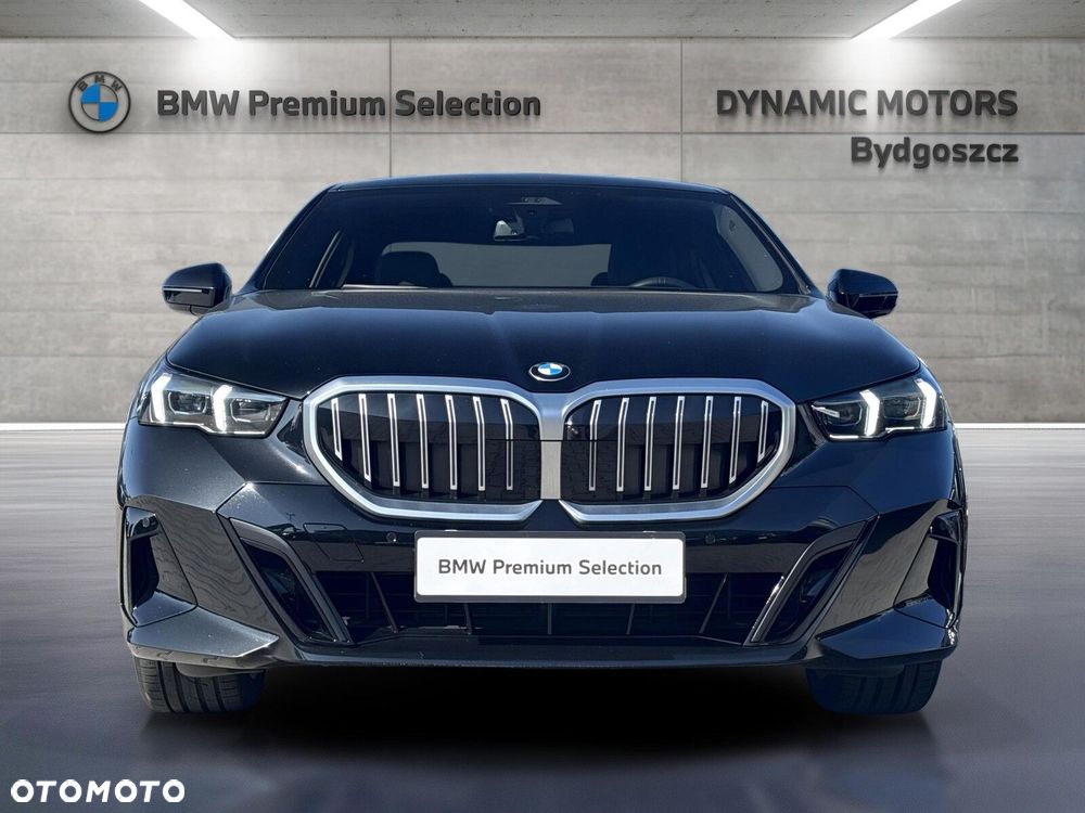BMW Seria 5 520d xDrive mHEV M Sport - 10
