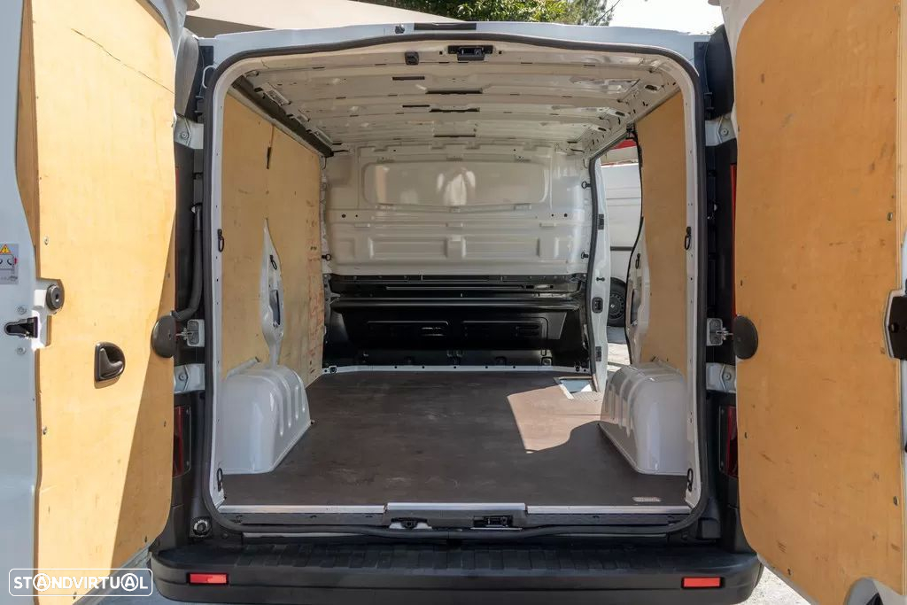 Renault Trafic 1.6 DCi 3 Lug. - 9