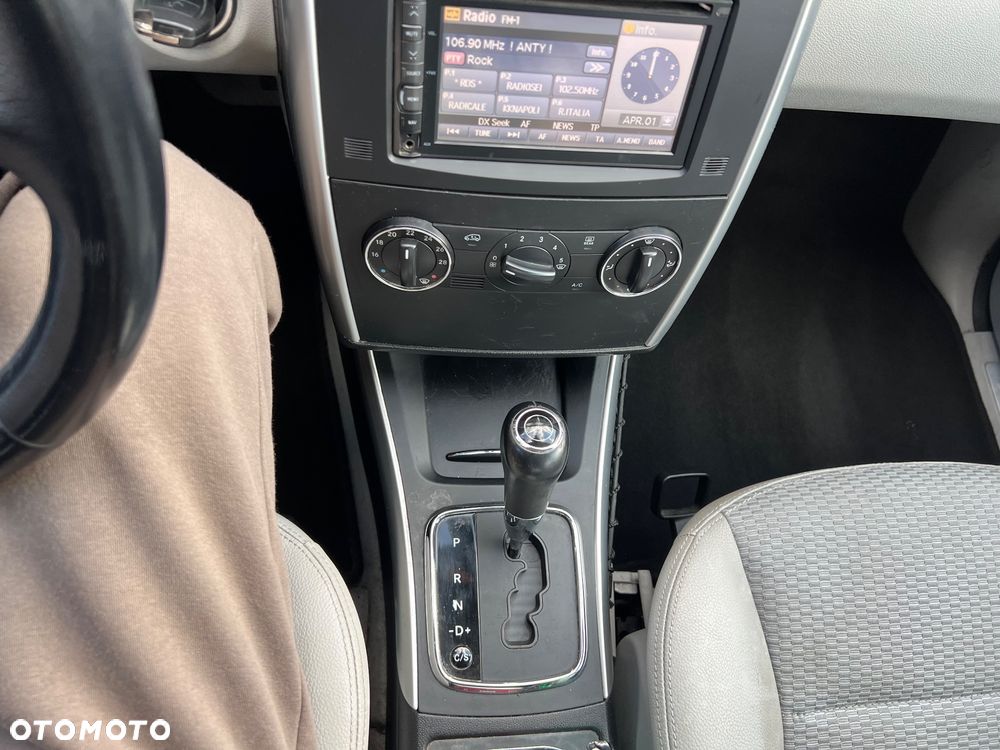 Mercedes-Benz Klasa A 180 CDI Autotronic Avantgarde - 13