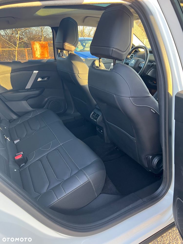 Citroën C4X EV136 50kWh Shine - 16