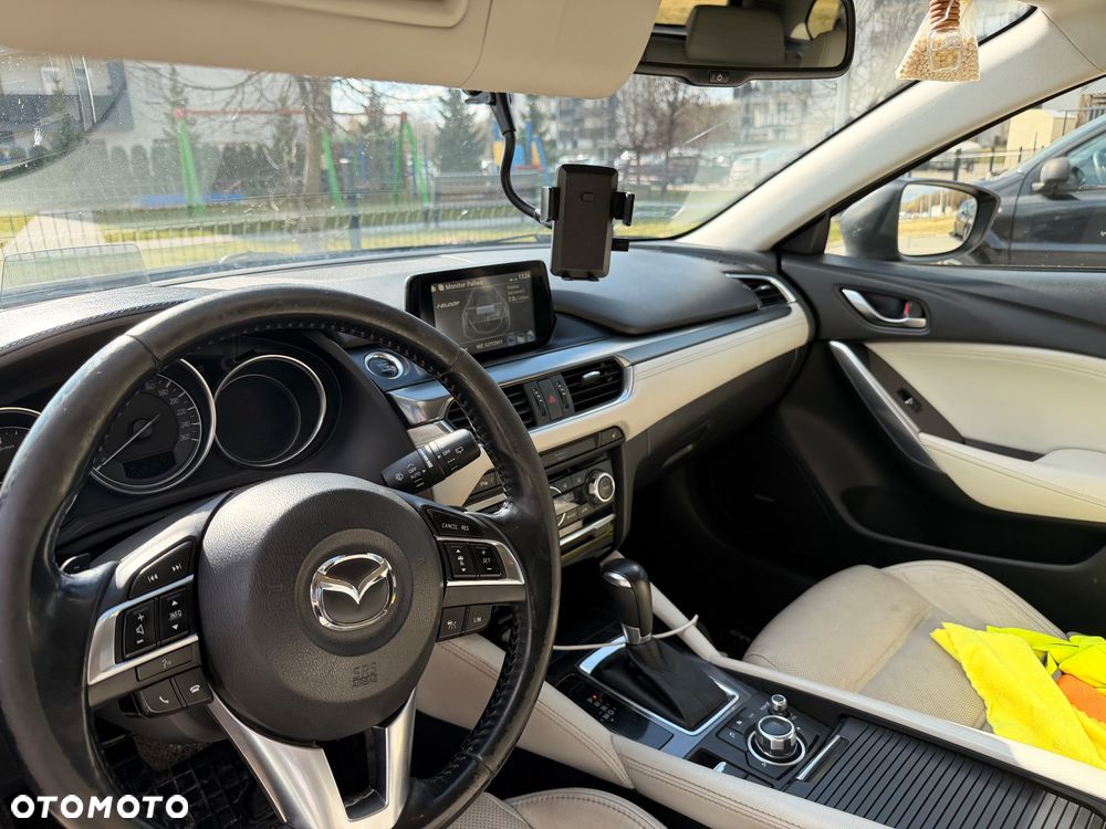 Mazda 6 - 11