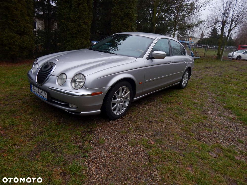 Jaguar S-Type - 10