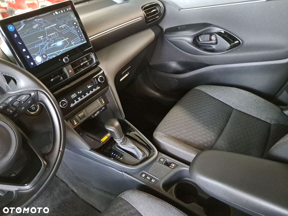 Toyota Yaris Cross Hybrid 1.5 Style - 28