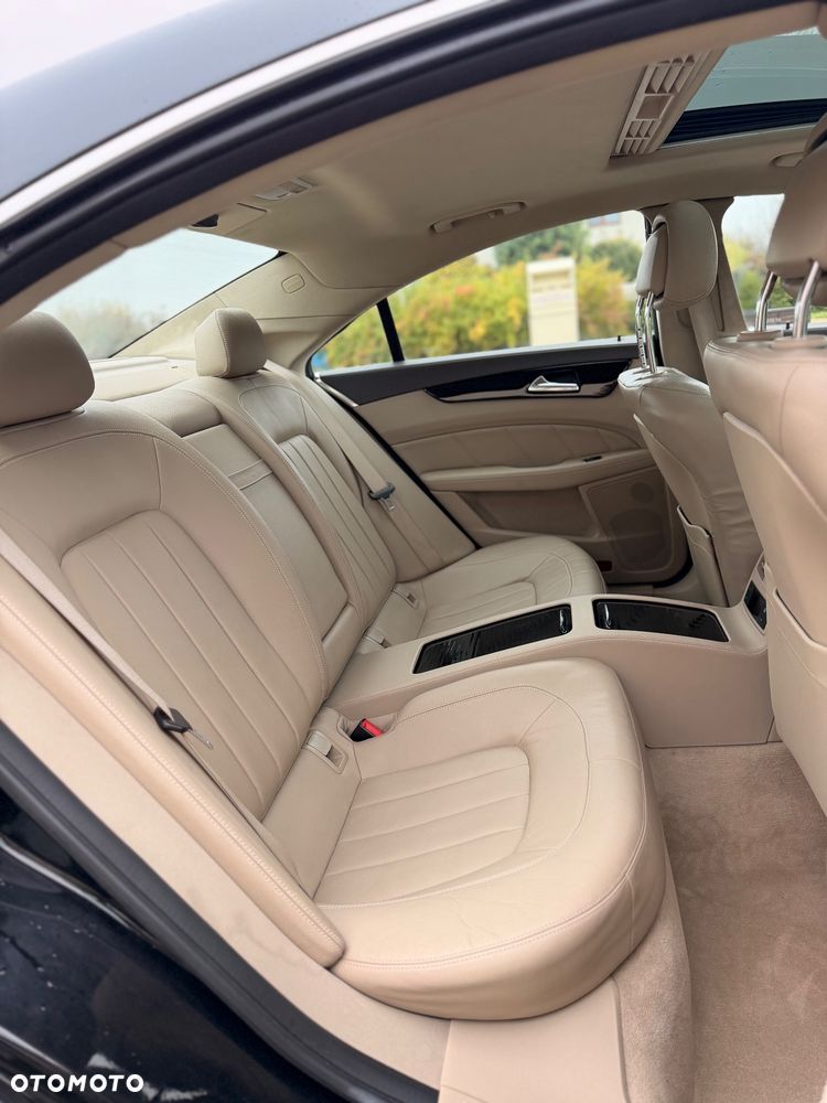 Mercedes-Benz CLS - 18