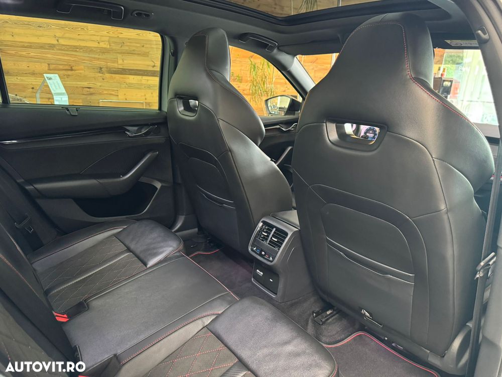 Skoda Octavia 2.0 TSI DSG RS Plus - 11