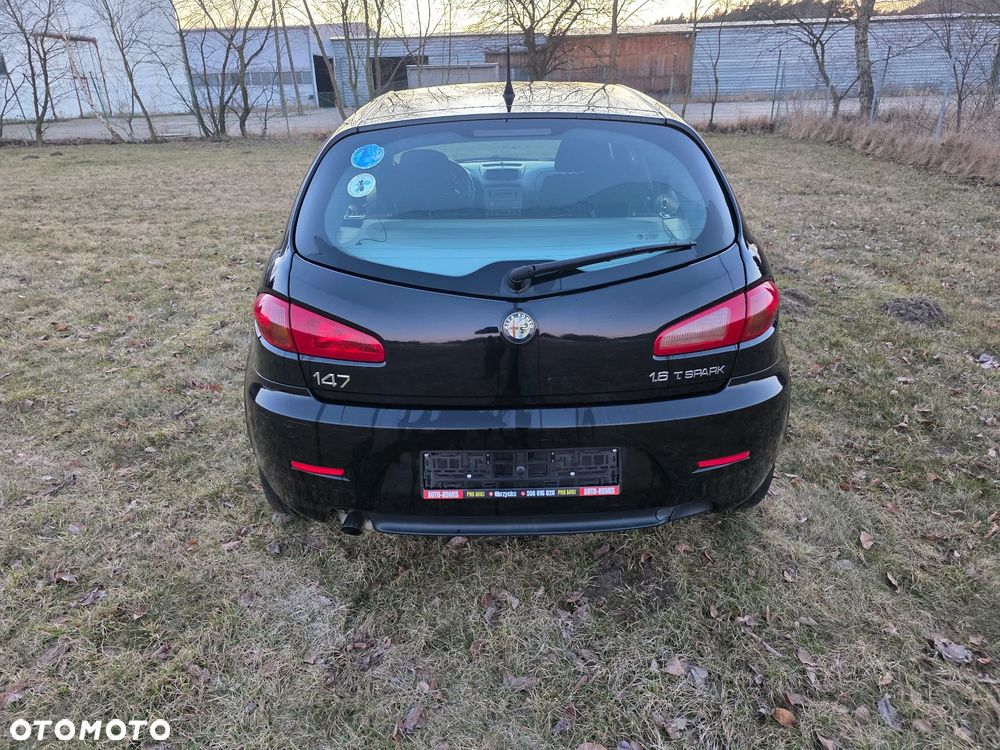 Alfa Romeo 147 1.6 ECO Black Line - 5