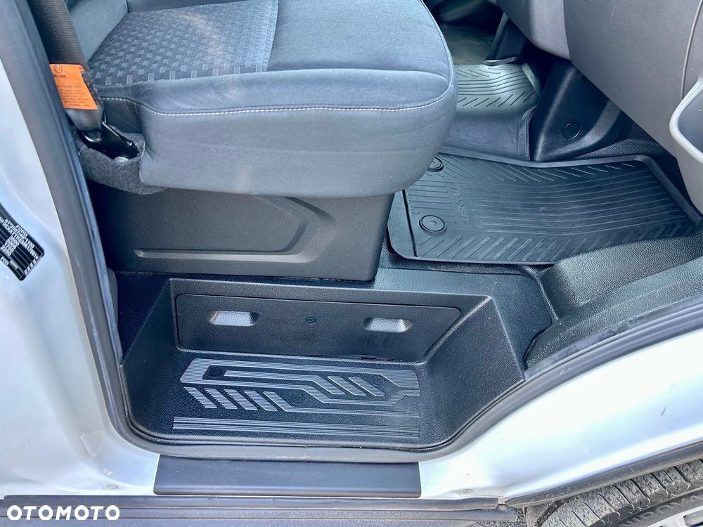 Ford Transit - 14