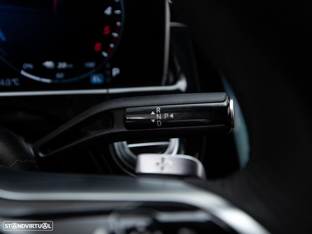 Mercedes-Benz E 300 de - 25