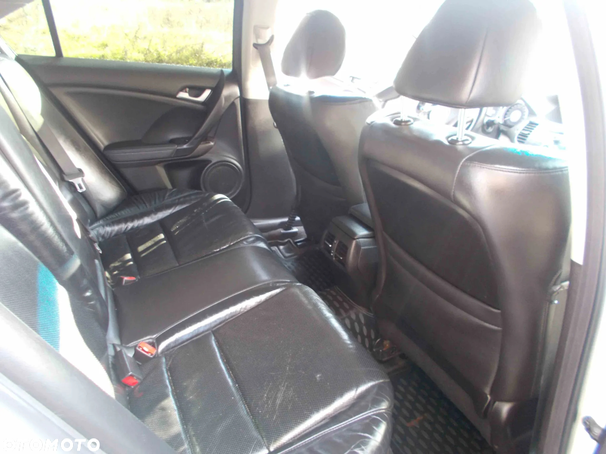 Honda Accord 2.0 Executive - 17