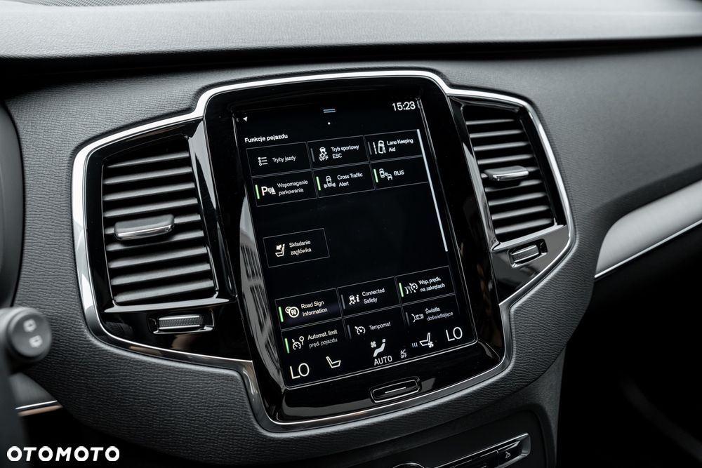 Volvo XC 90 B5 D AWD Ultimate Bright - 37