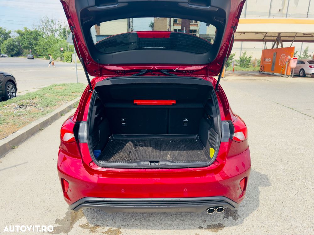 Ford Focus - 9