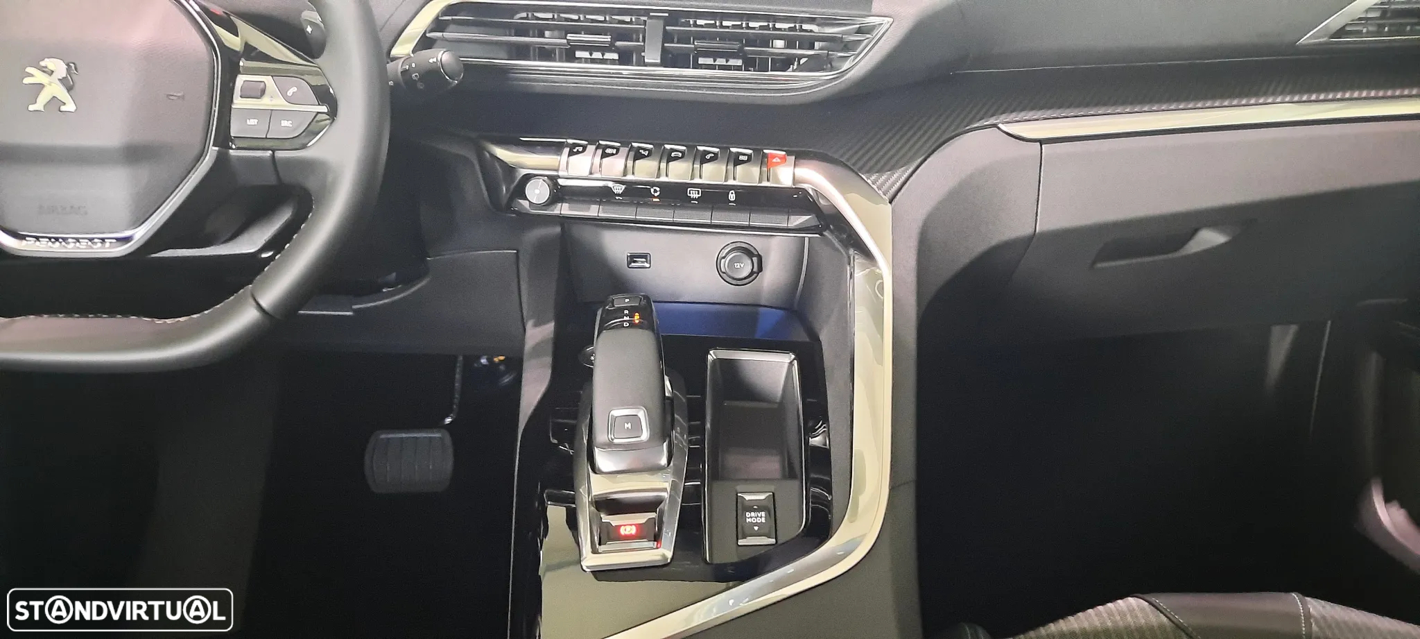 Peugeot 3008 1.2 PureTech Allure EAT8 - 32