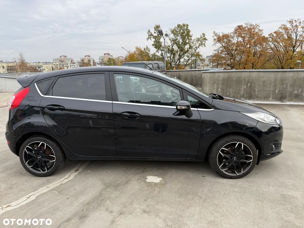 Ford Fiesta 1.0 EcoBoost STart-Stop Titanium - 5