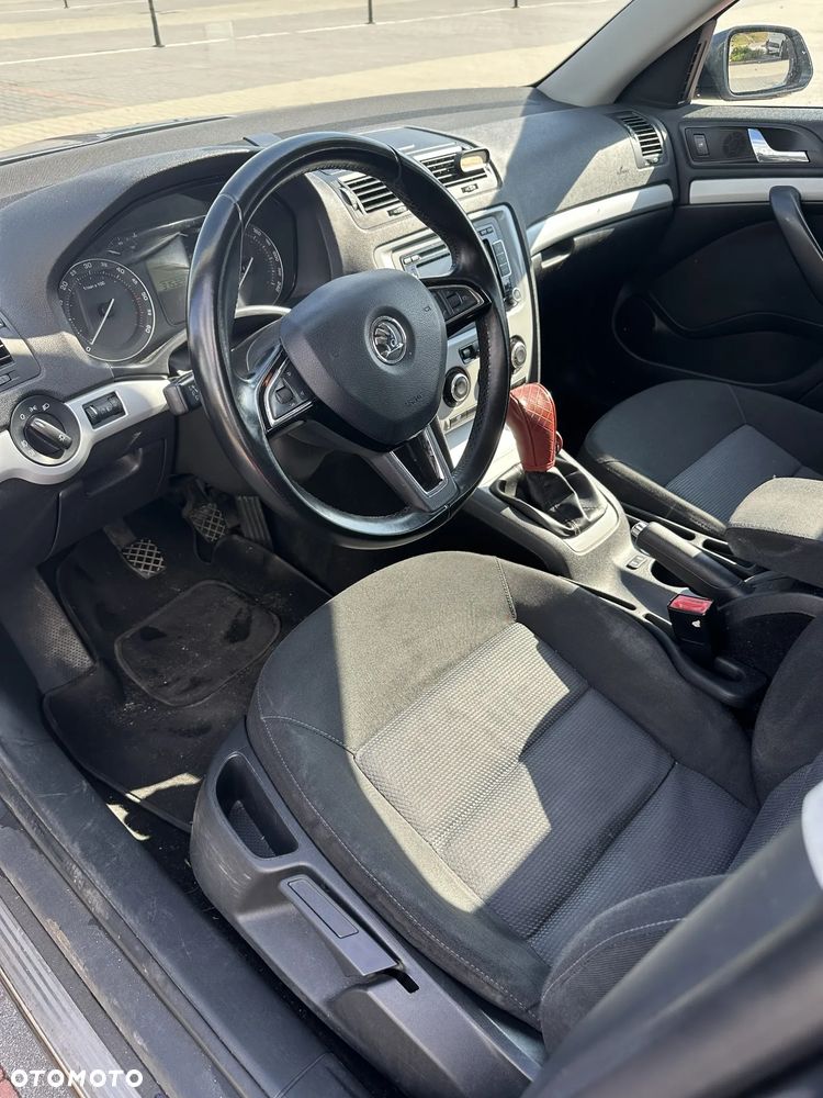 Skoda Octavia 2.0 TDI DPF Ambiente - 7
