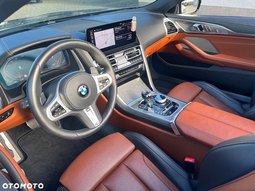 BMW Seria 8 840i - 14