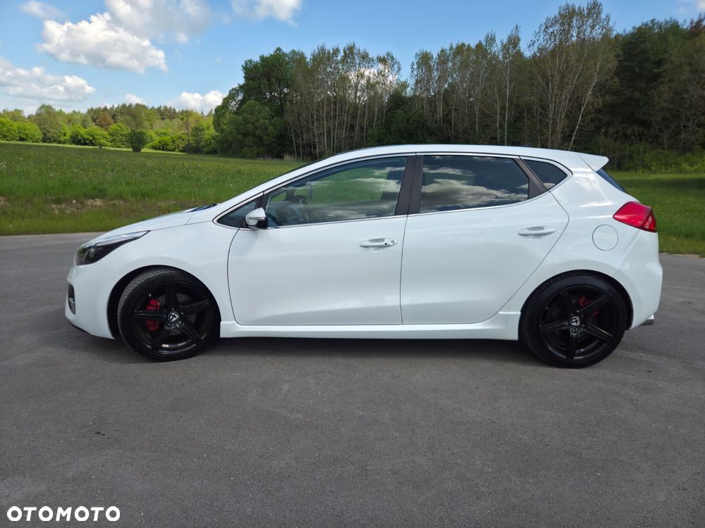 Kia Ceed 1.6 T-GDI GT-Challenge - 10