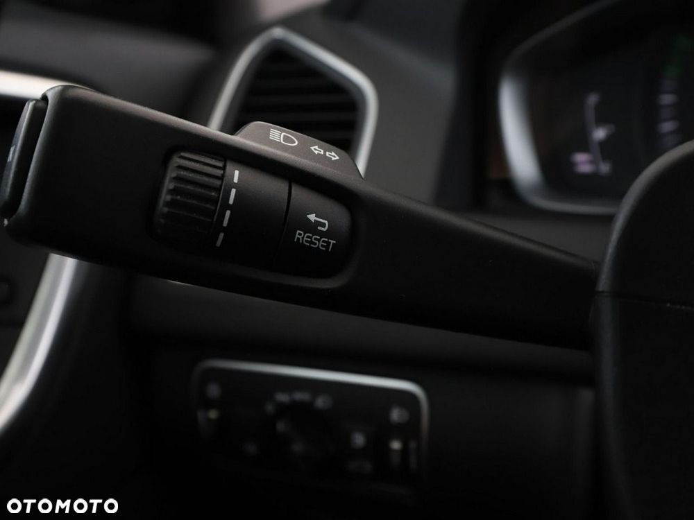 Volvo XC 60 D3 Drive-E Kinetic - 27