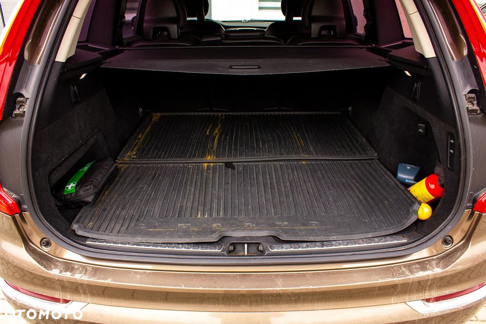 Volvo XC 90 D5 AWD Inscription - 35