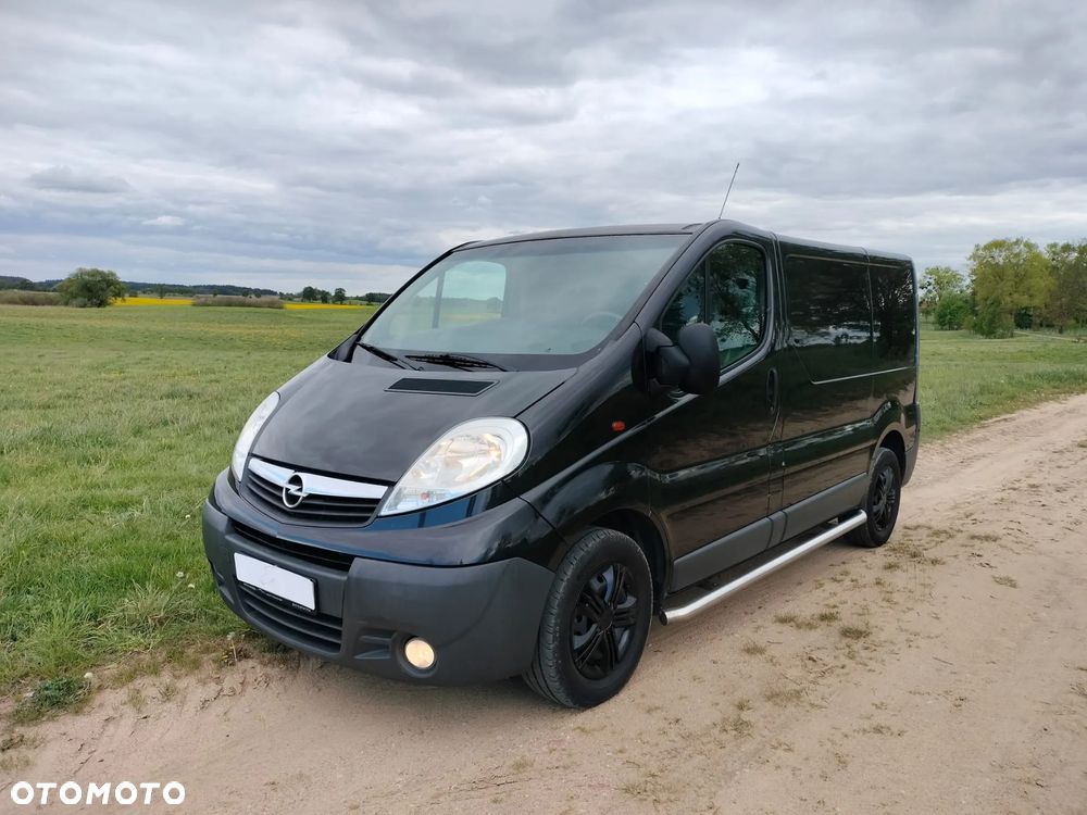 Opel vivaro - 2