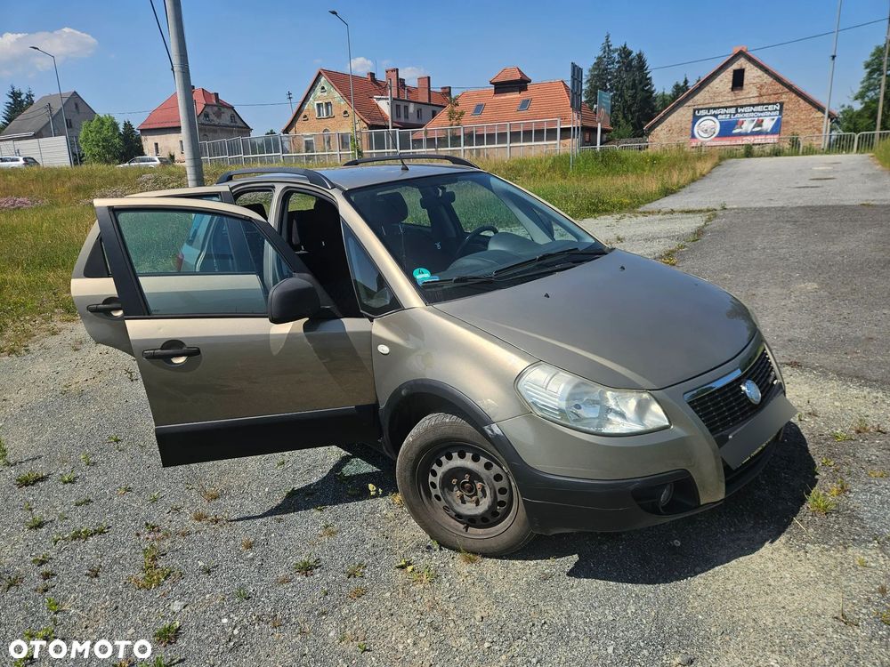 Fiat Sedici - 1