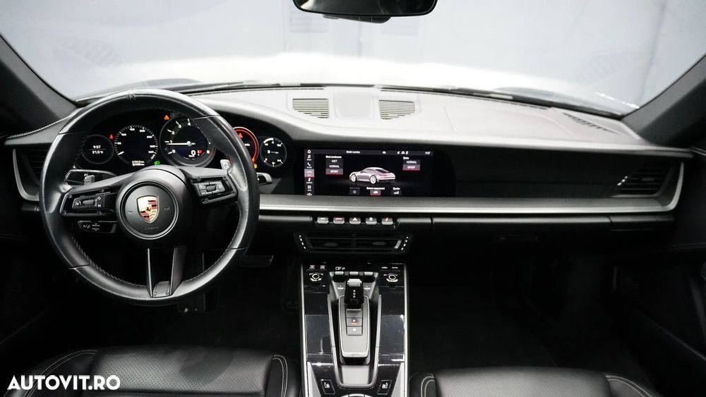 Porsche 911 Carrera PDK - 15