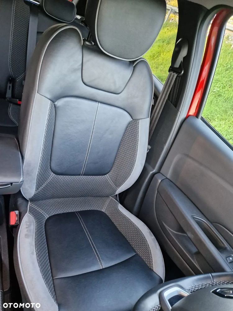 Renault Captur - 26