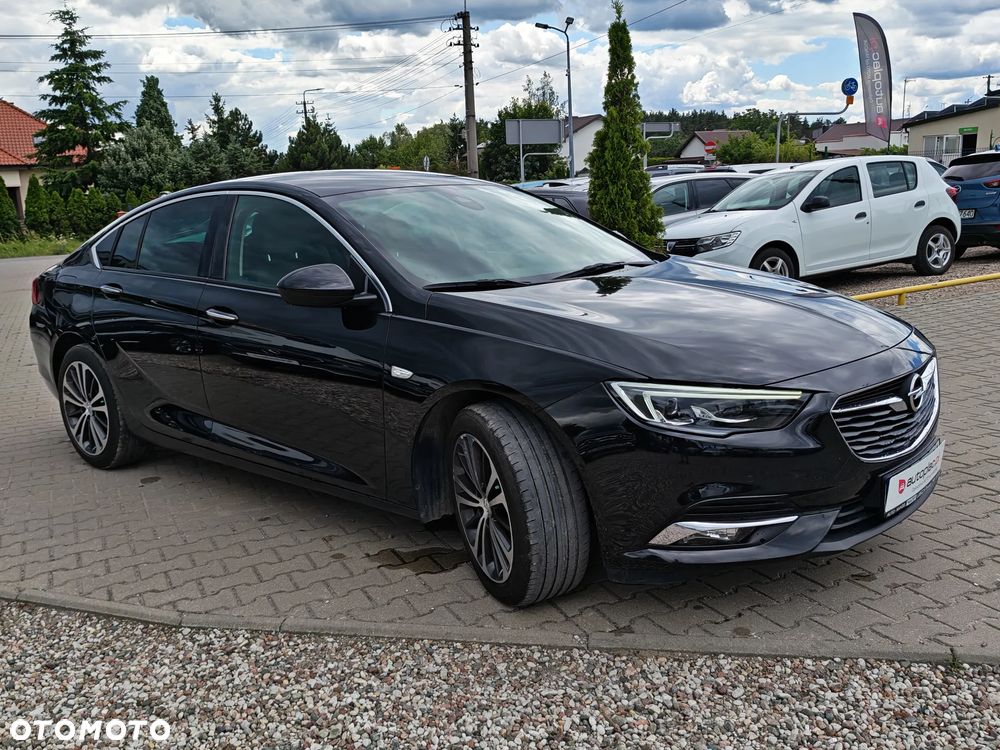 Opel Insignia 1.5 T Elite S&S - 11