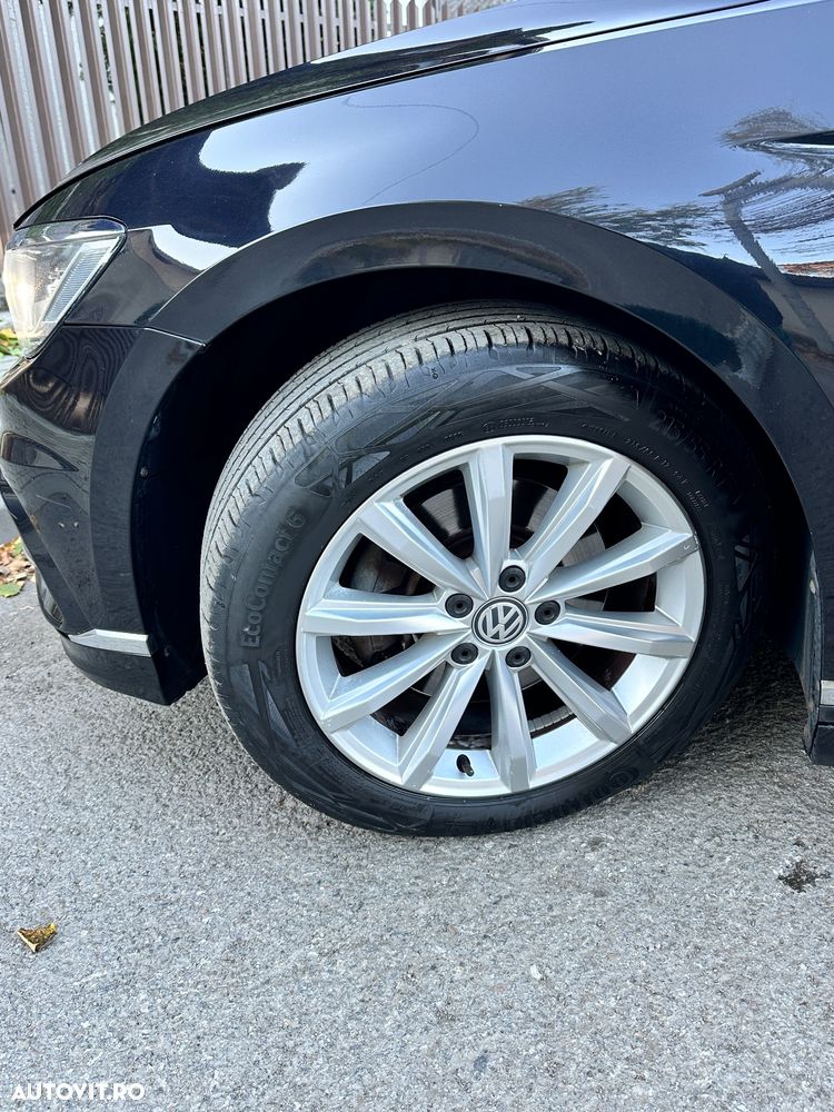 Volkswagen Passat - 9