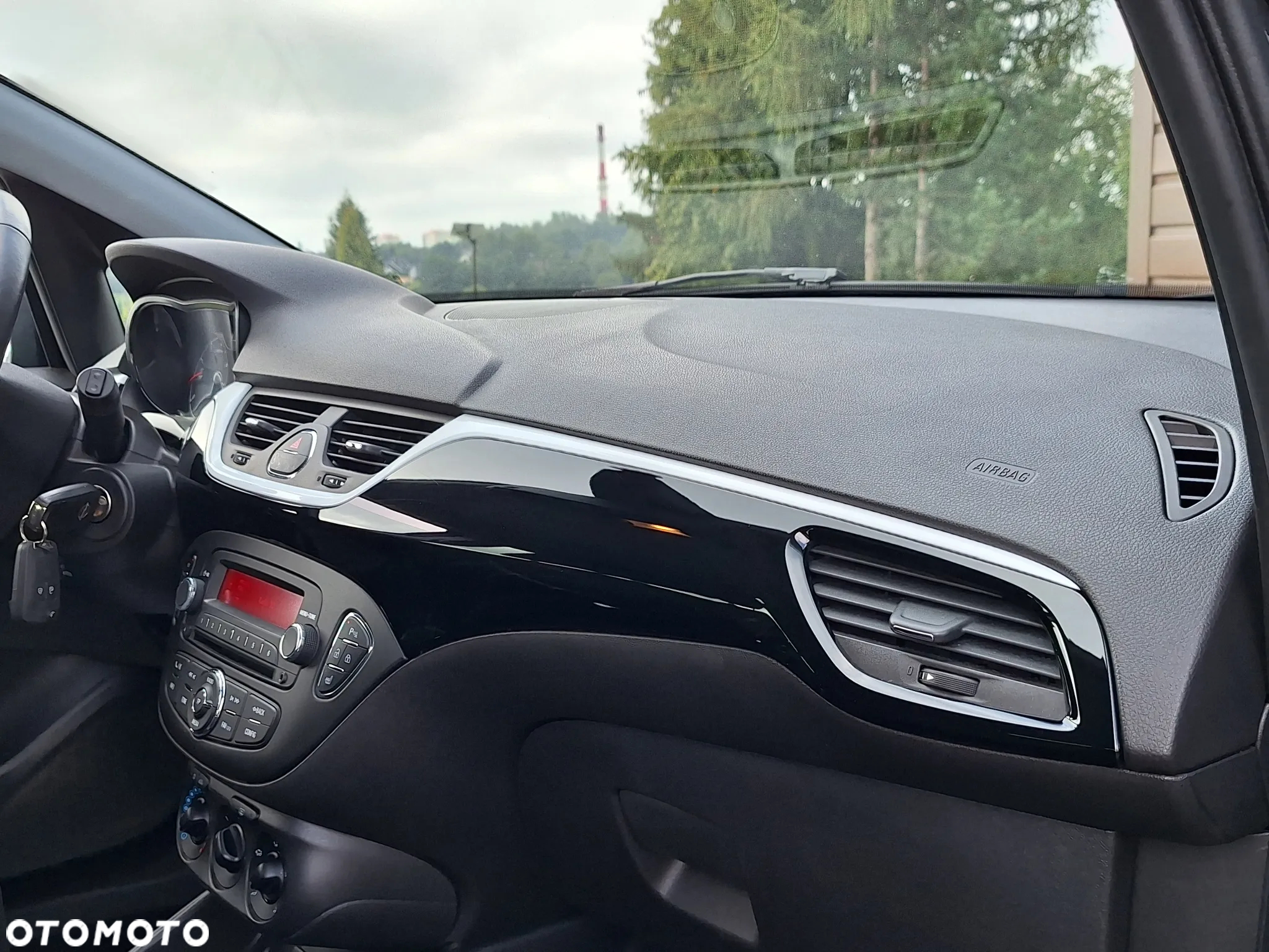 Opel Corsa - 8
