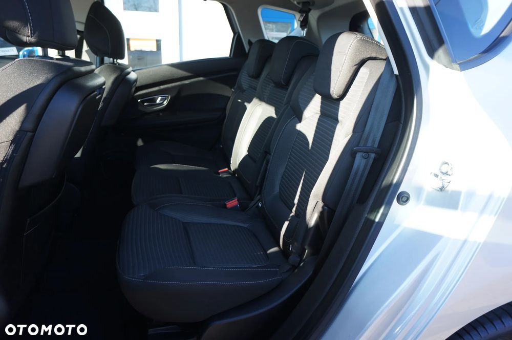 Renault Scenic ENERGY dCi 110 EXPERIENCE - 13