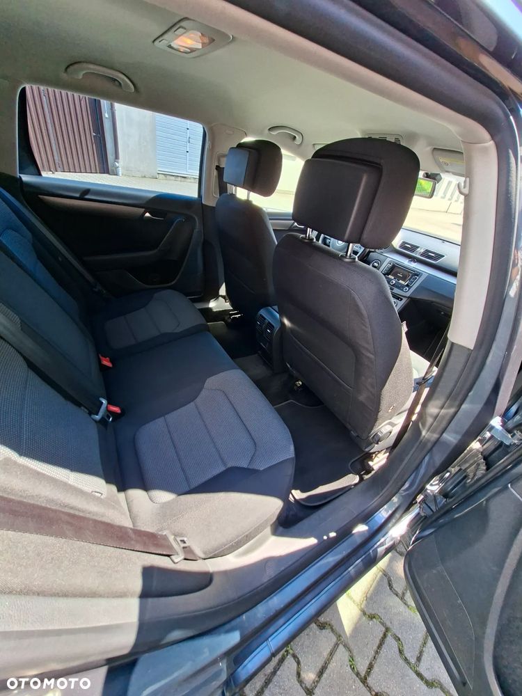 Volkswagen Passat 2.0 TDI Comfortline DSG - 5