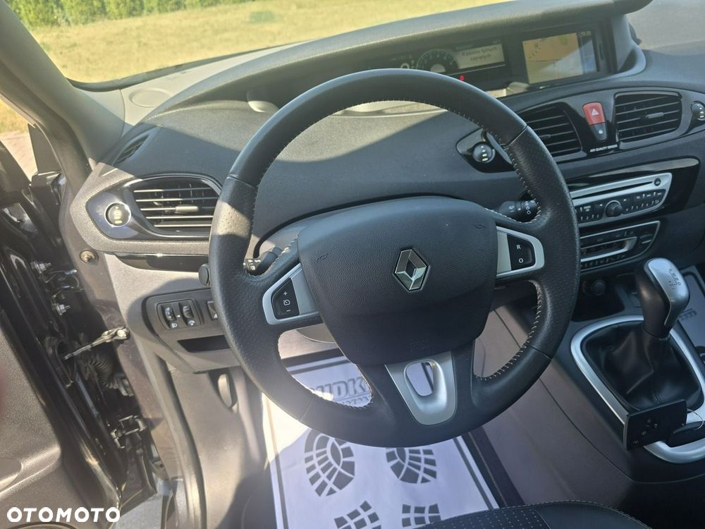 Renault Grand Scenic - 15