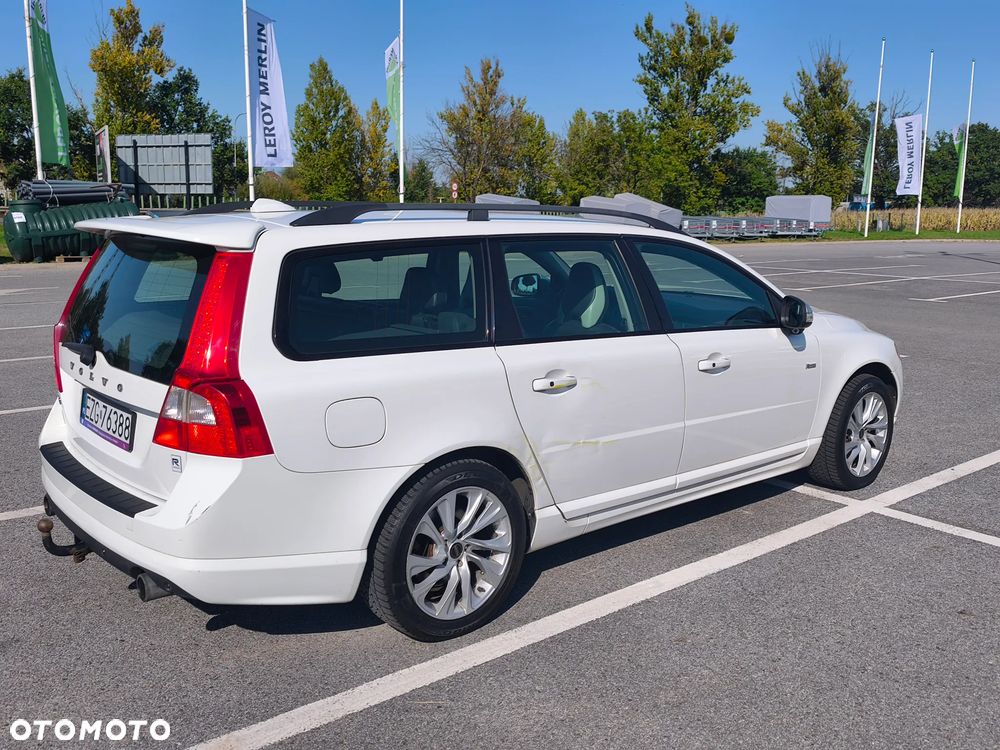 Volvo V70 2.5T R-Design - 5
