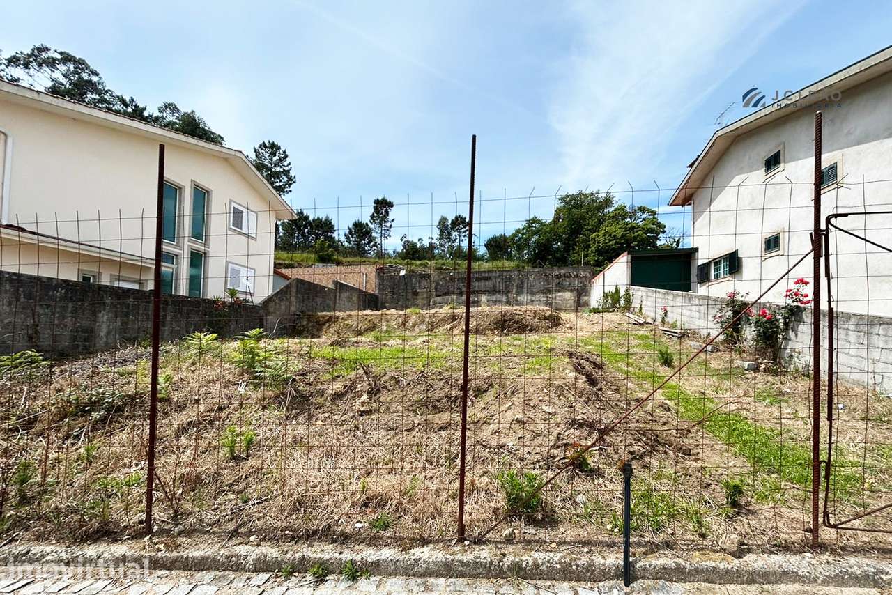 Terreno para Construção de Moradia de 4 Frentes - Grande imagem: 4/9