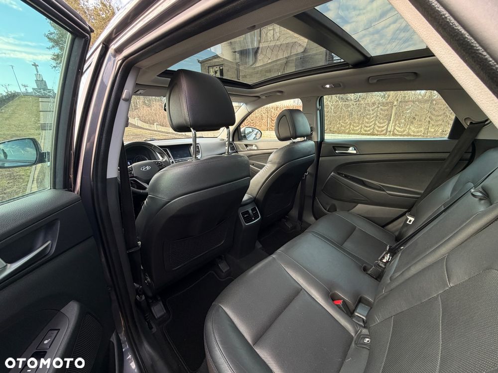 Hyundai Tucson blue 1.7 CRDi 2WD Advantage - 18