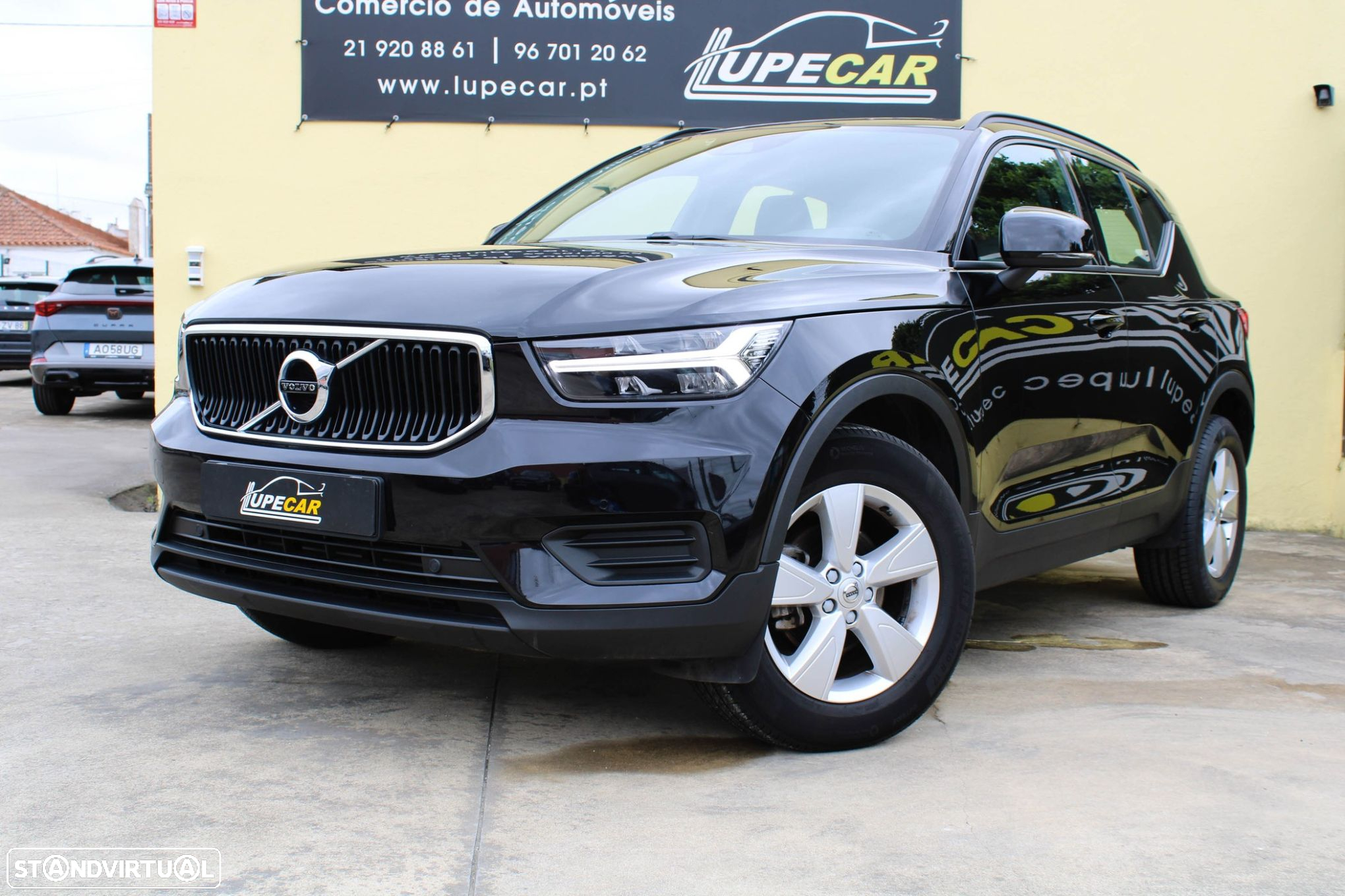 Volvo XC 40 2.0 D3 Momentum Core - 9