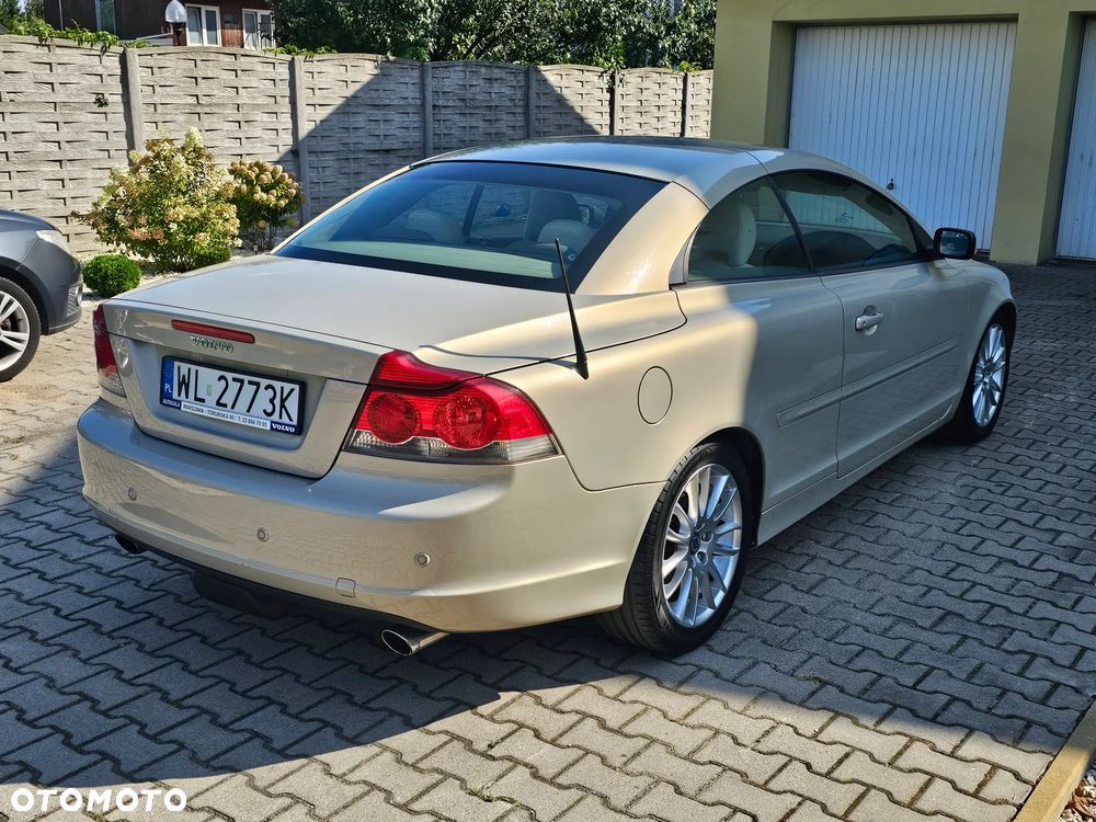 Volvo C70 2.4D5 Summum - 3