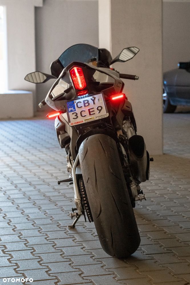 Yamaha YZF - 3