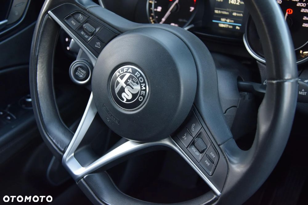 Alfa Romeo Stelvio 2.0 Turbo Super Q4 - 13
