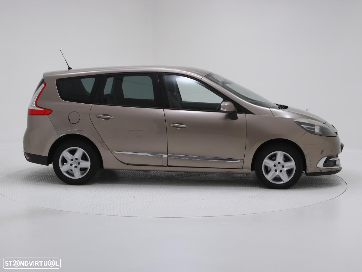 Renault Mégane Scénic - 2