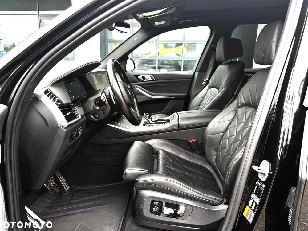 BMW X5 xDrive45e - 17