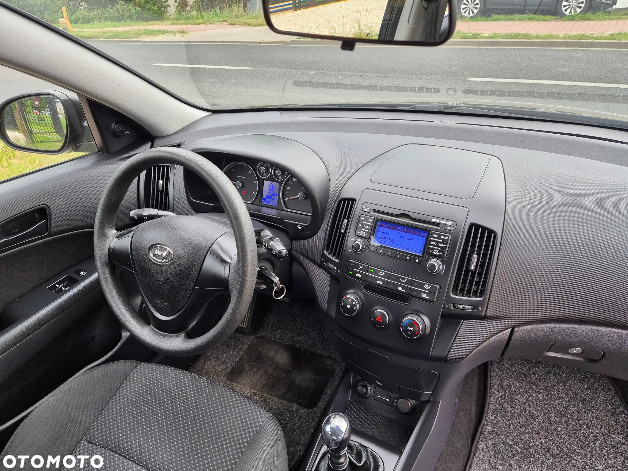 Hyundai i30 1.6 CRDi Classic + - 6