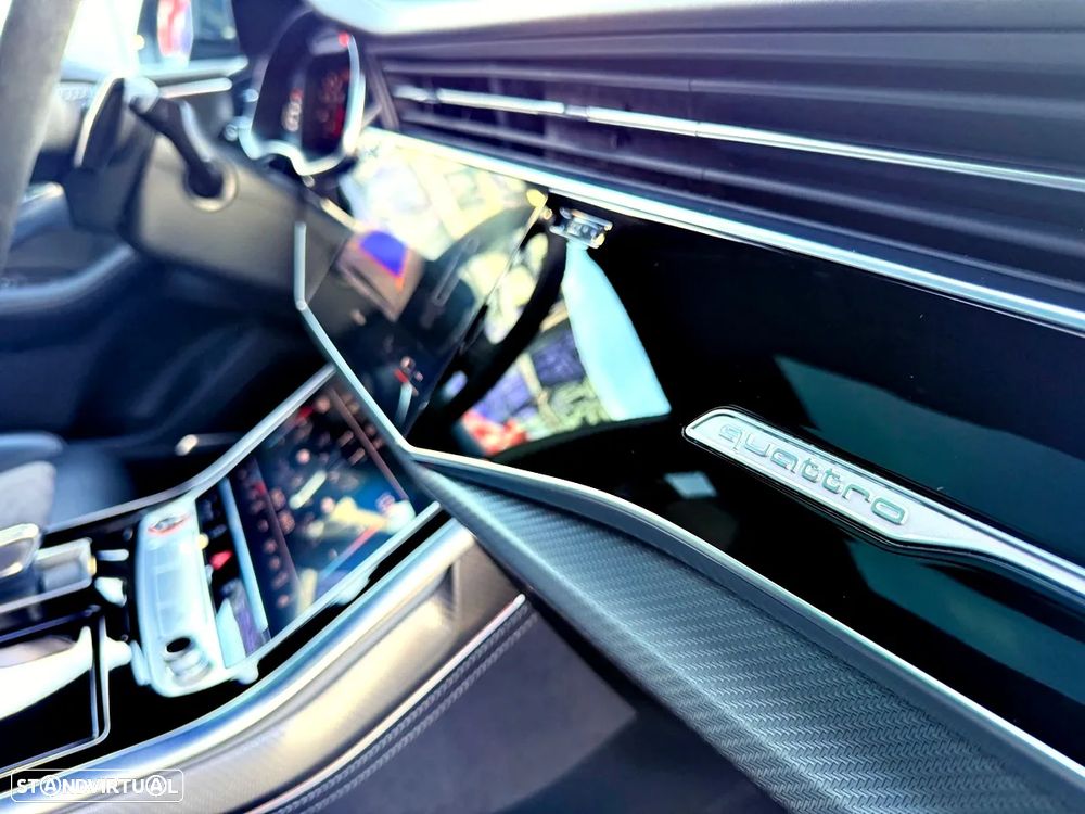 Audi RS Q8 4.0 TFSI quattro Tiptronic - 34