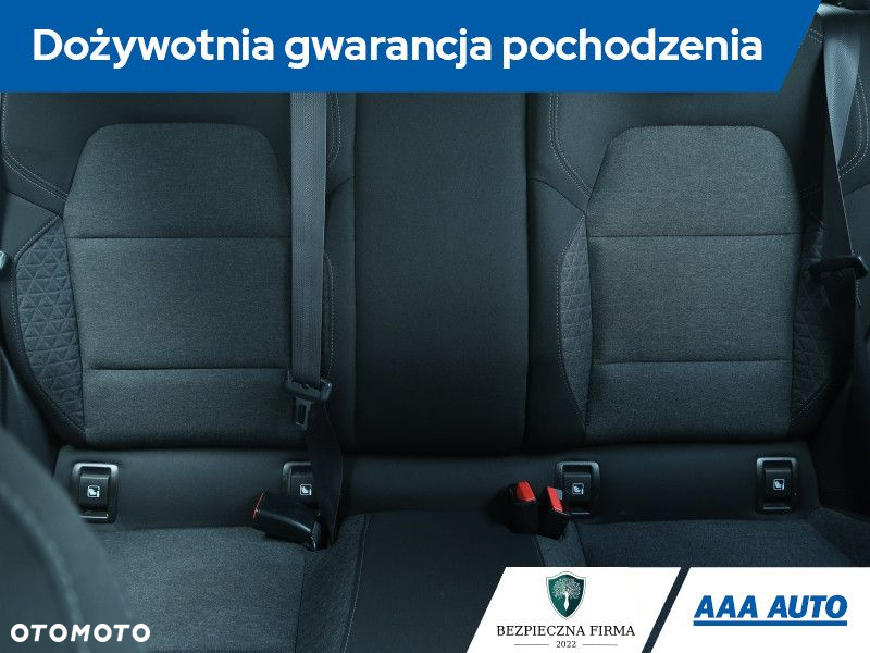 Renault Clio - 11