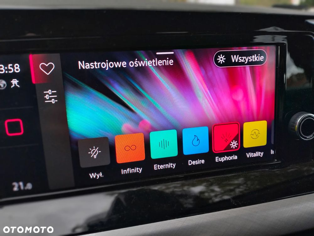 Volkswagen Golf VIII 2.0 TDI Life DSG - 16