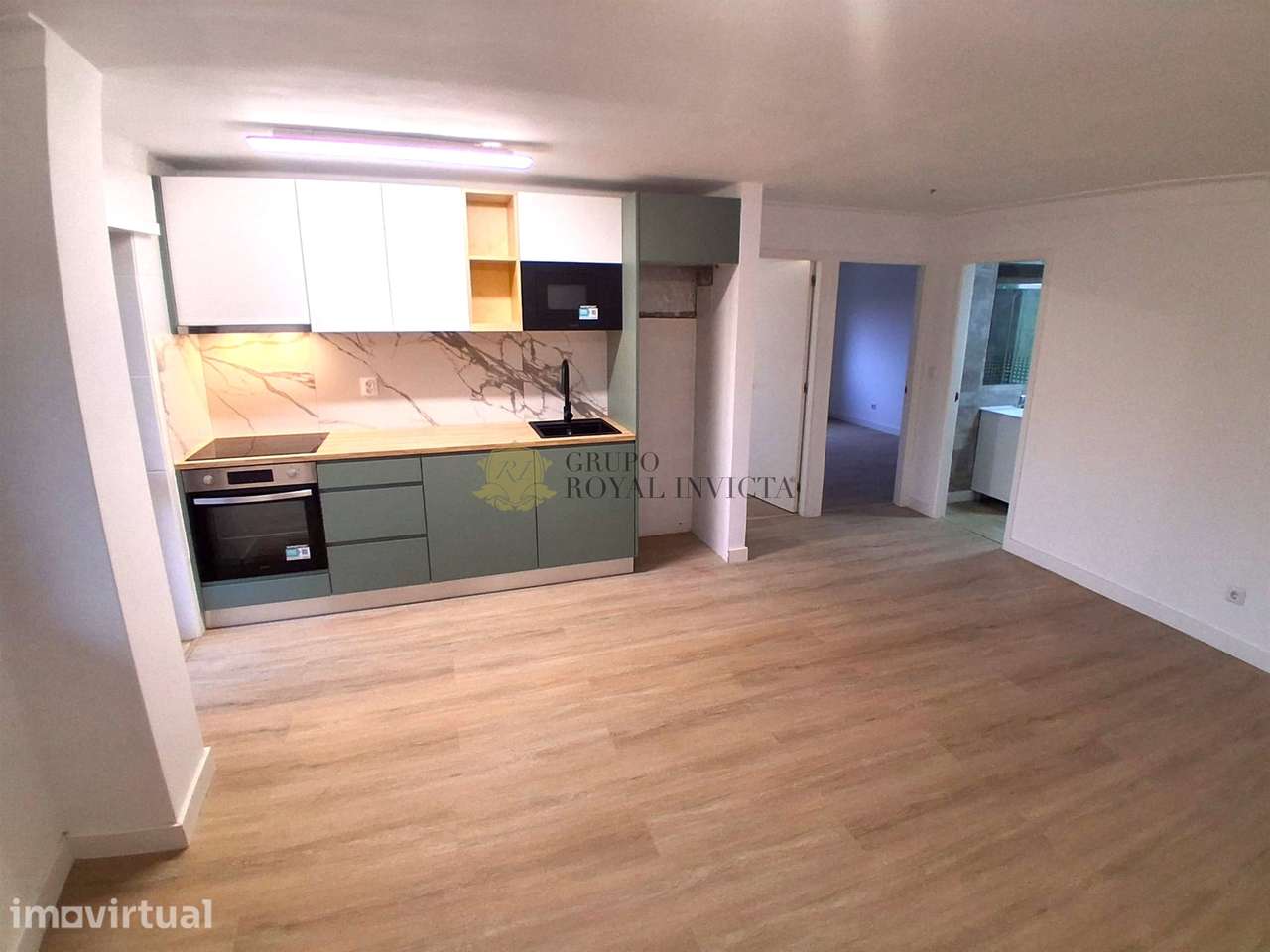 Apartamento T2 Renovado com Varanda e Elevador em Rio Tinto - Grande imagem: 2/27