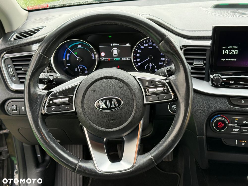 Kia Ceed 1.6 GDI DCT OPF Spirit - 12