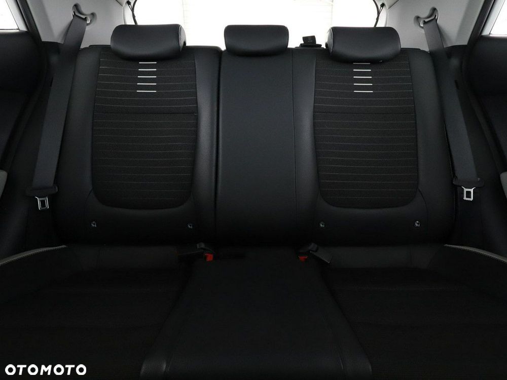 Kia Stonic 1.6 CRDi L - 19