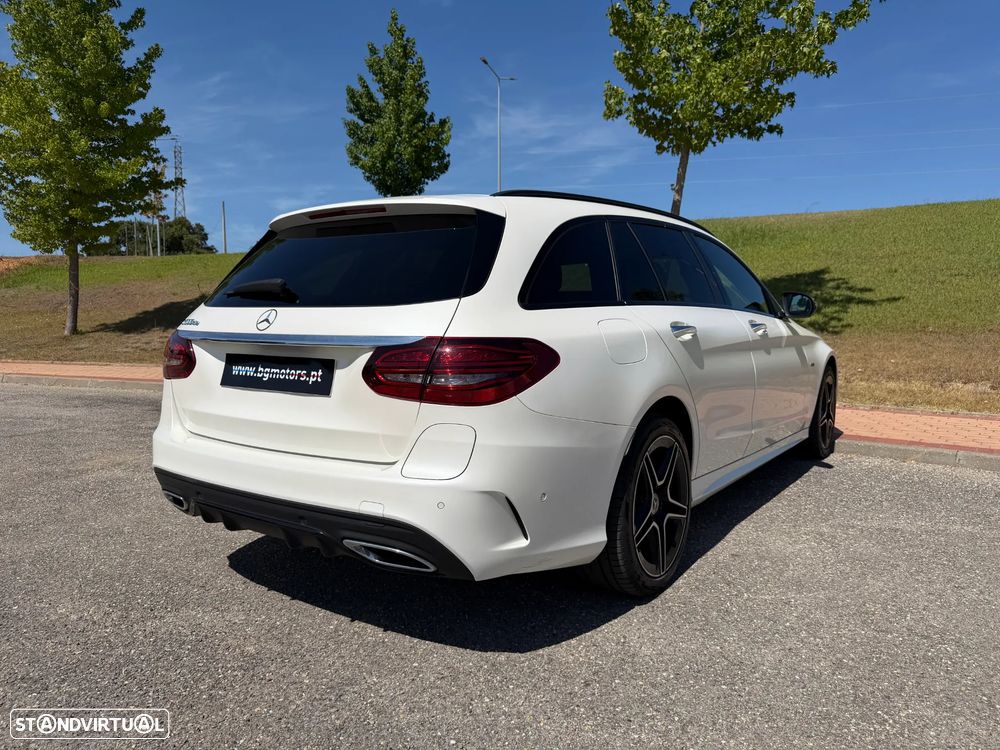 Mercedes-Benz C 300 de AMG Line - 4