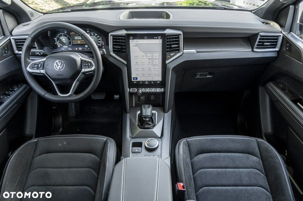 Volkswagen Amarok - 16